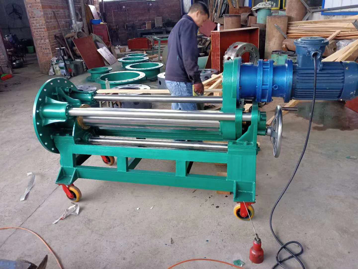 高压大型水管开孔机